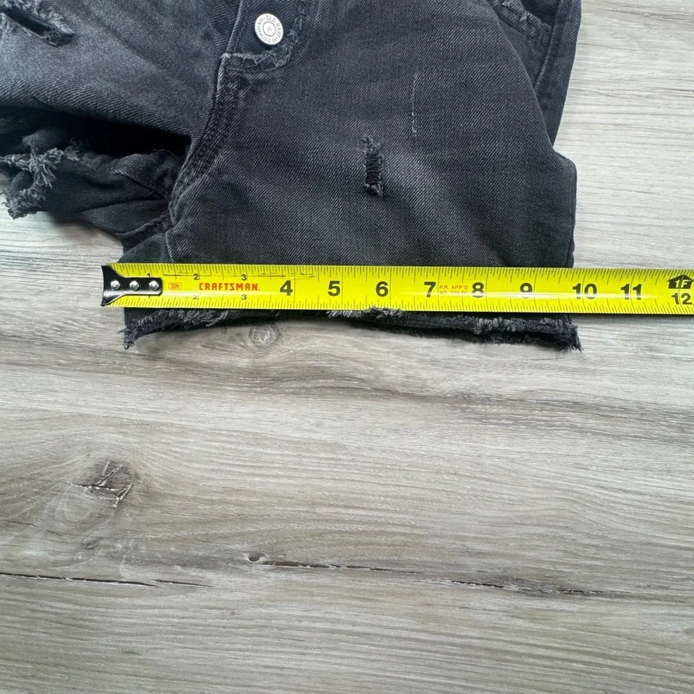 Old Navy Girls Black Distressed Denim Shorts Button Fly Size 10-12 no size‎ tag